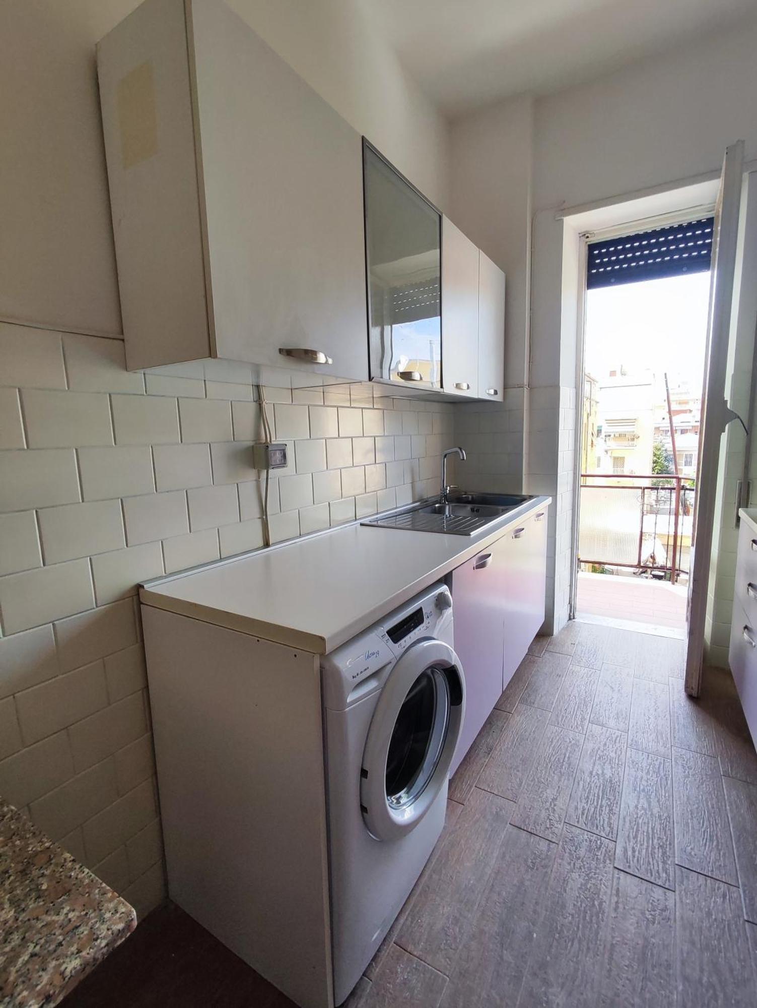 Casa Cornelia Station Apartment Рим Екстериор снимка